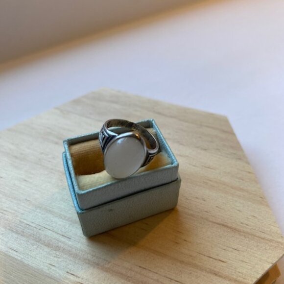 Vintage Ring. Sterling Silver Size 4.5 - Picture 8 of 11